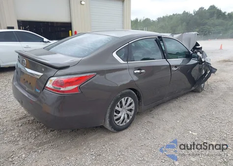 2014 Nissan Altima 2.5 S из США, поврежденный, VIN 1N4AL3AP7EN347768